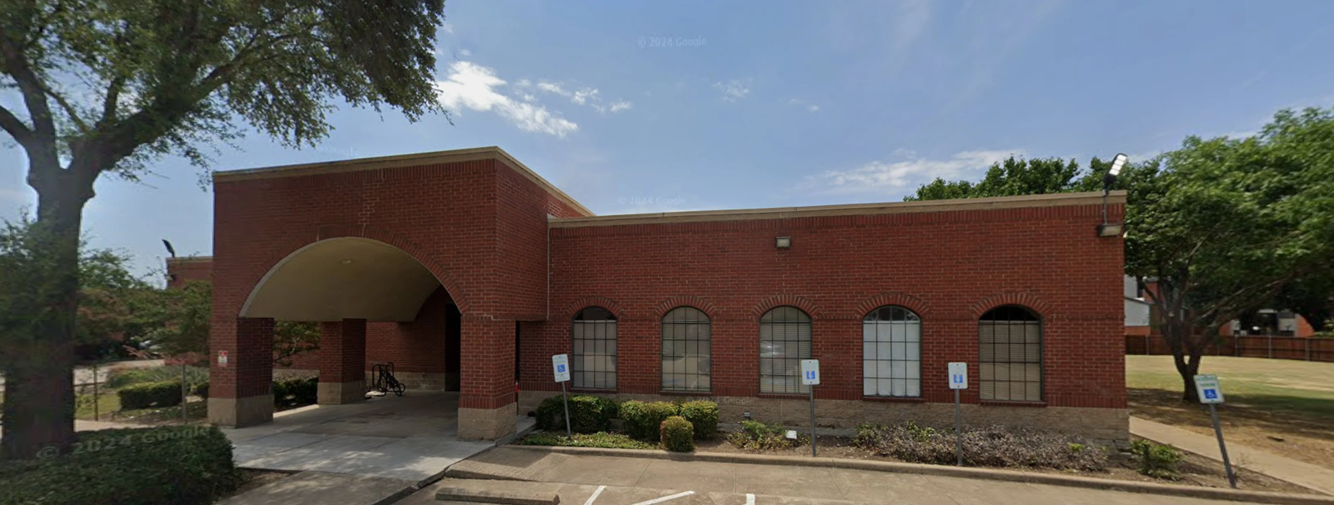 Exterior view of VRIC North Irving building